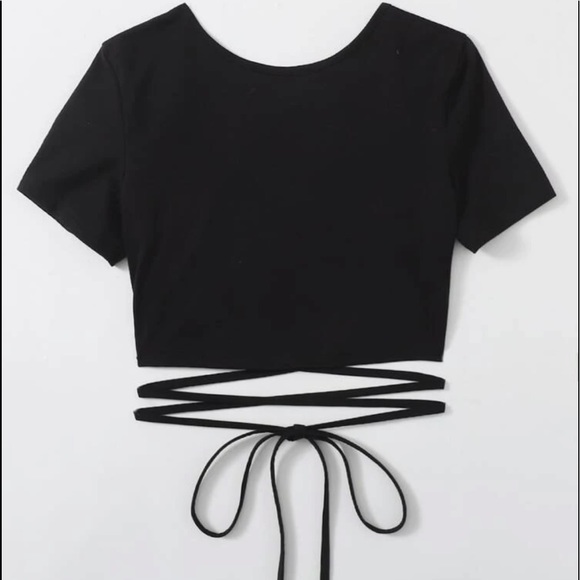 Criss cross Backless Crop tee - Picture 2 of 4
